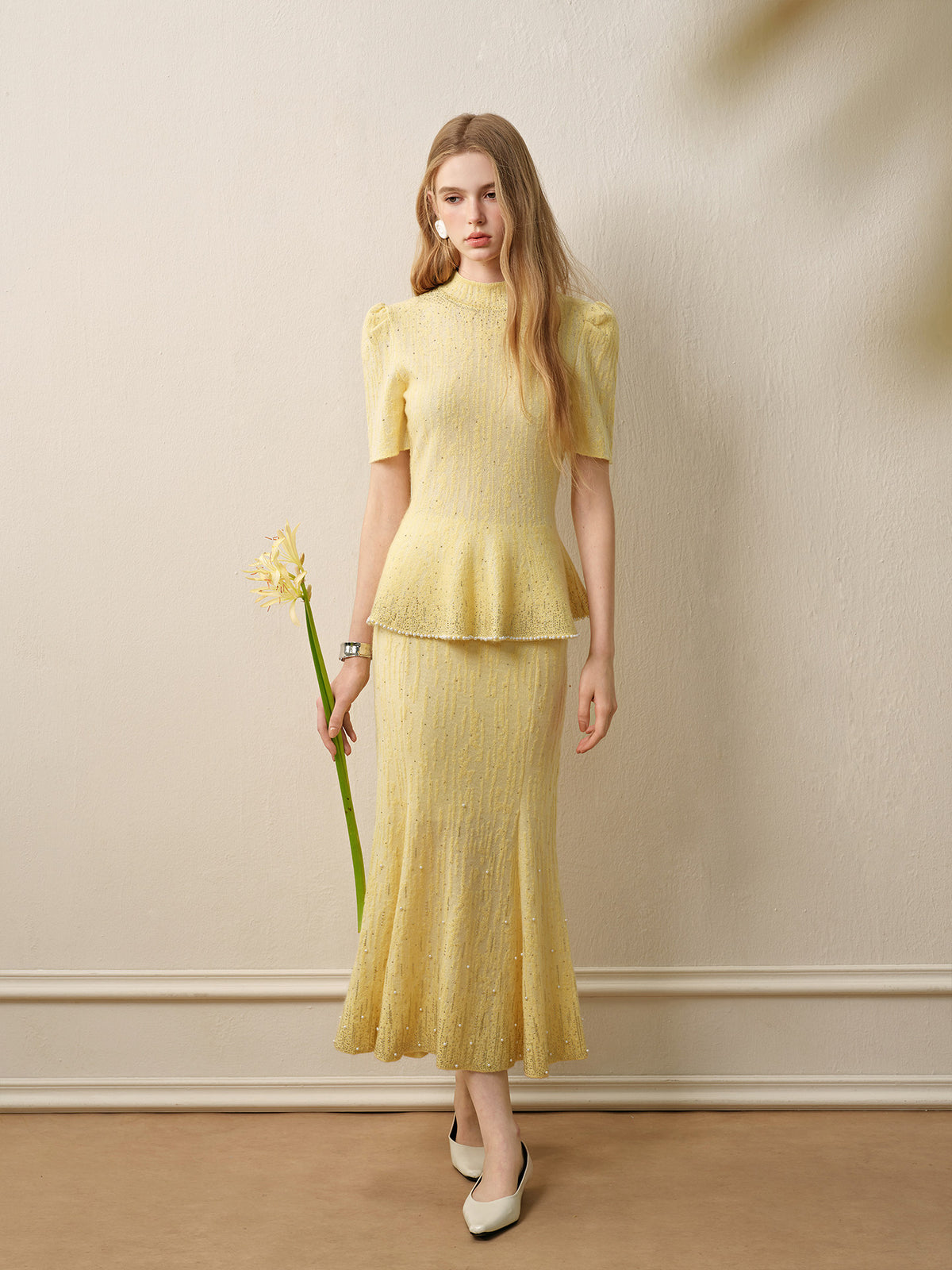 Dusk Firefly_Light Yellow Knit Two-Piece Set