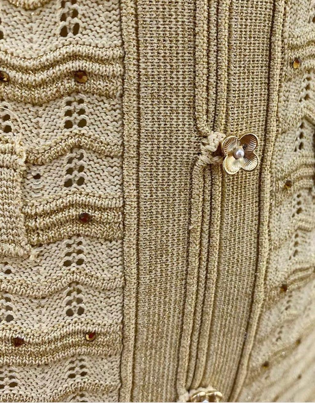 Short-sleeve knit