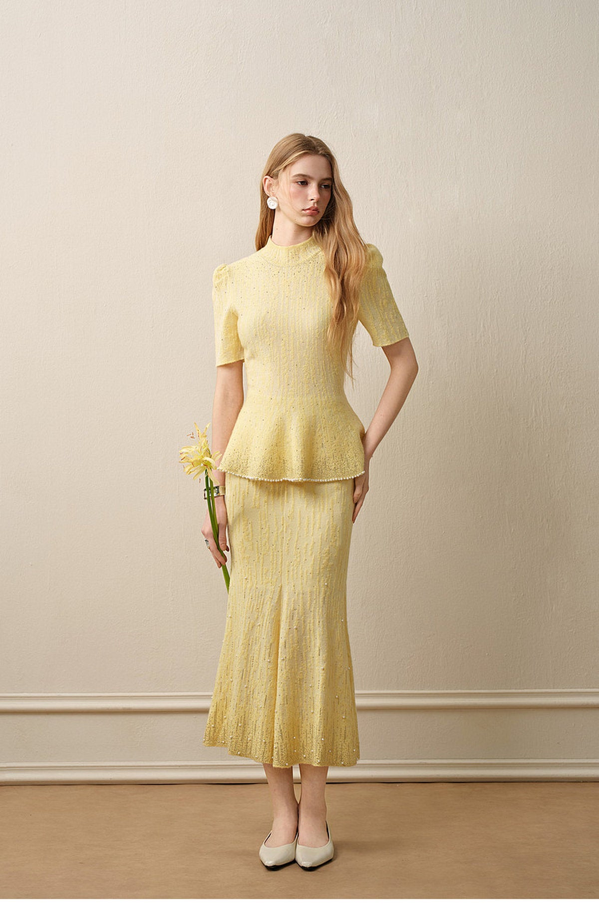 Dusk Firefly_Light Yellow Knit Two-Piece Set