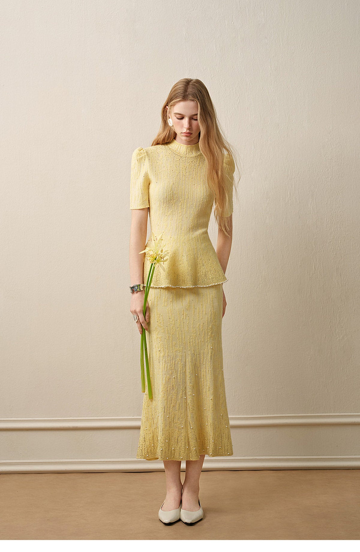Dusk Firefly_Light Yellow Knit Two-Piece Set