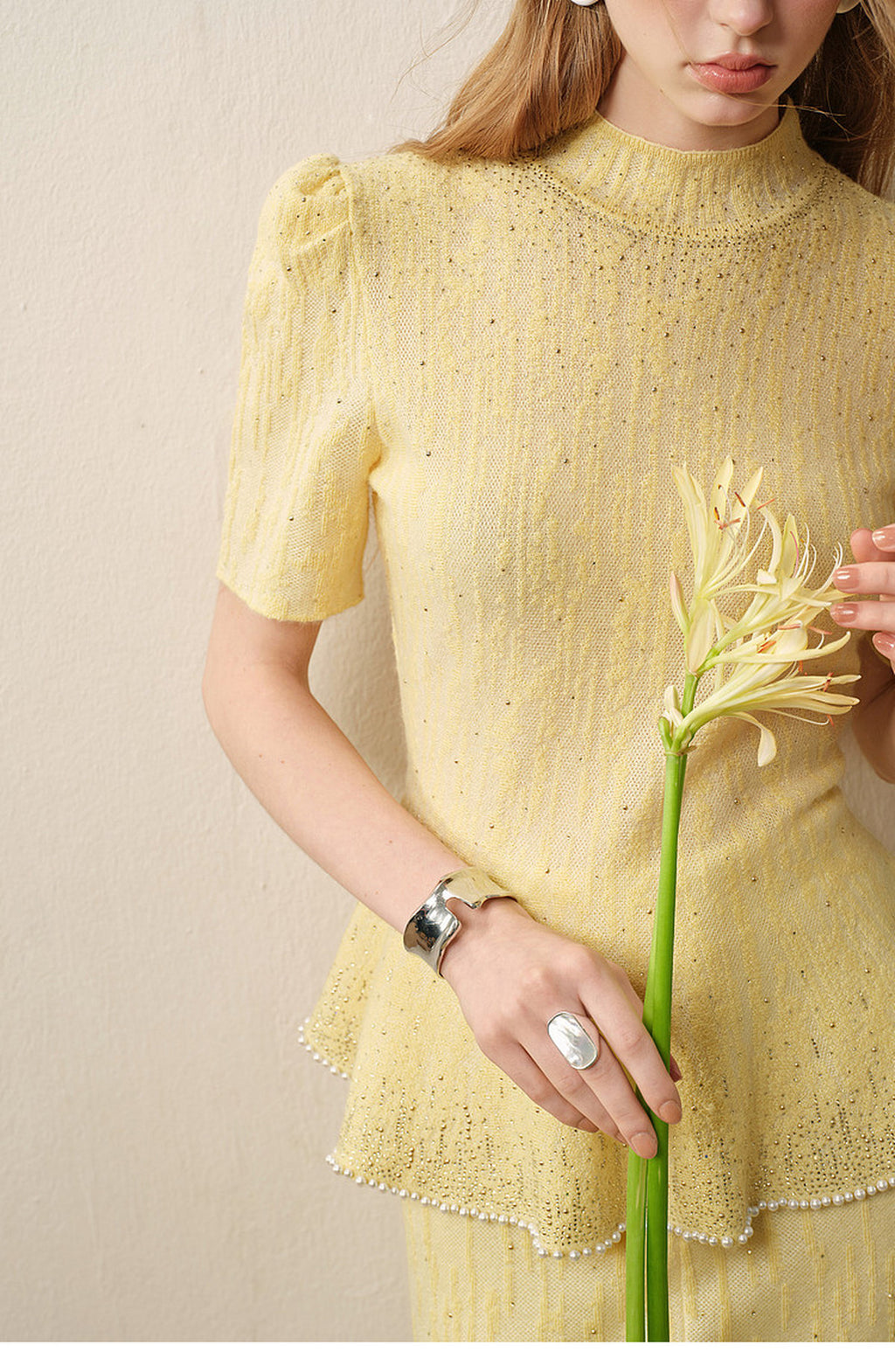 Dusk Firefly_Light Yellow Knit Two-Piece Set