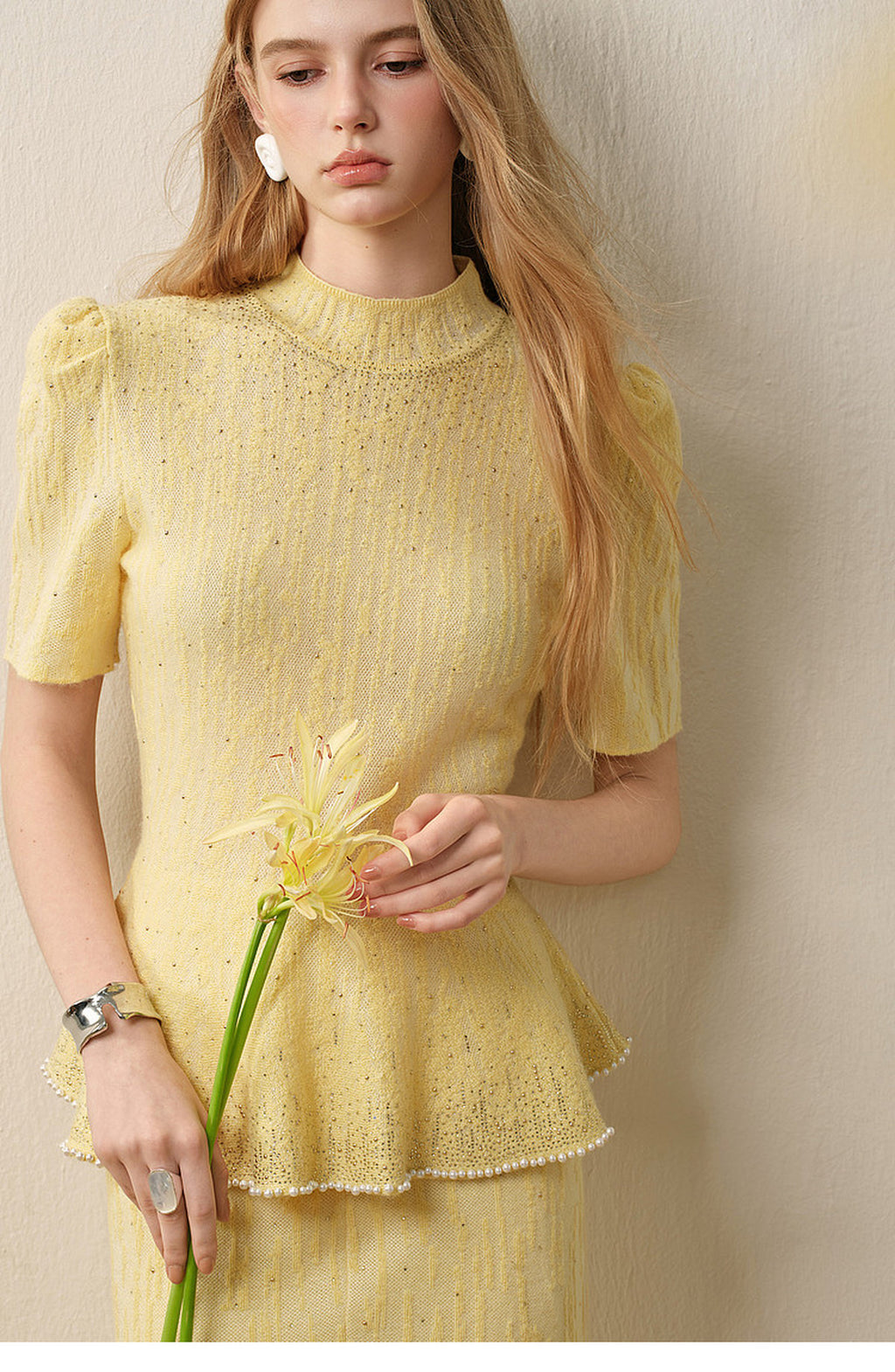 Dusk Firefly_Light Yellow Knit Two-Piece Set
