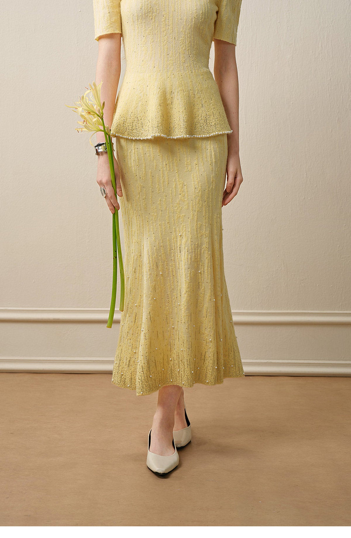 Dusk Firefly_Light Yellow Knit Two-Piece Set