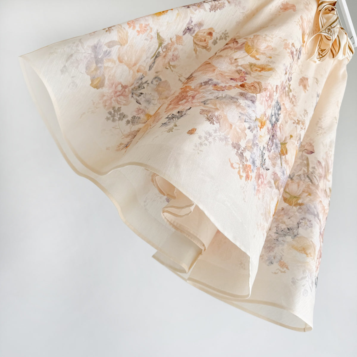Elegant Pinted silk-linen Blouse and Skirt Two Piece Set